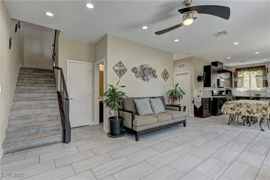 3707 Paseo De Paz, Las Vegas, NV 89115