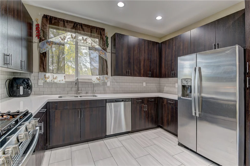 3707 Paseo De Paz, Las Vegas, NV 89115
