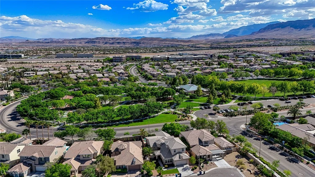 10389 Walking View, Las Vegas, NV 89135