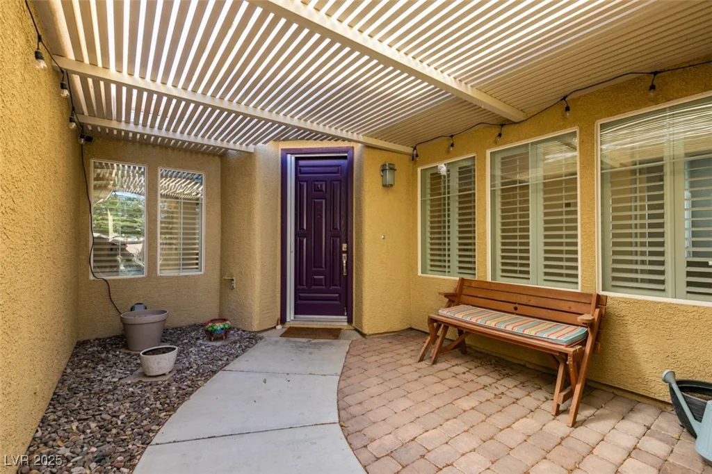 7349 Royal Melbourne, Las Vegas, NV 89131