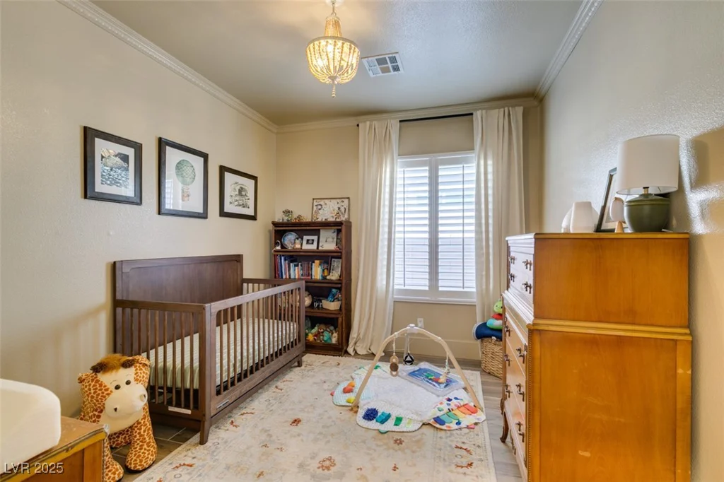7349 Royal Melbourne, Las Vegas, NV 89131