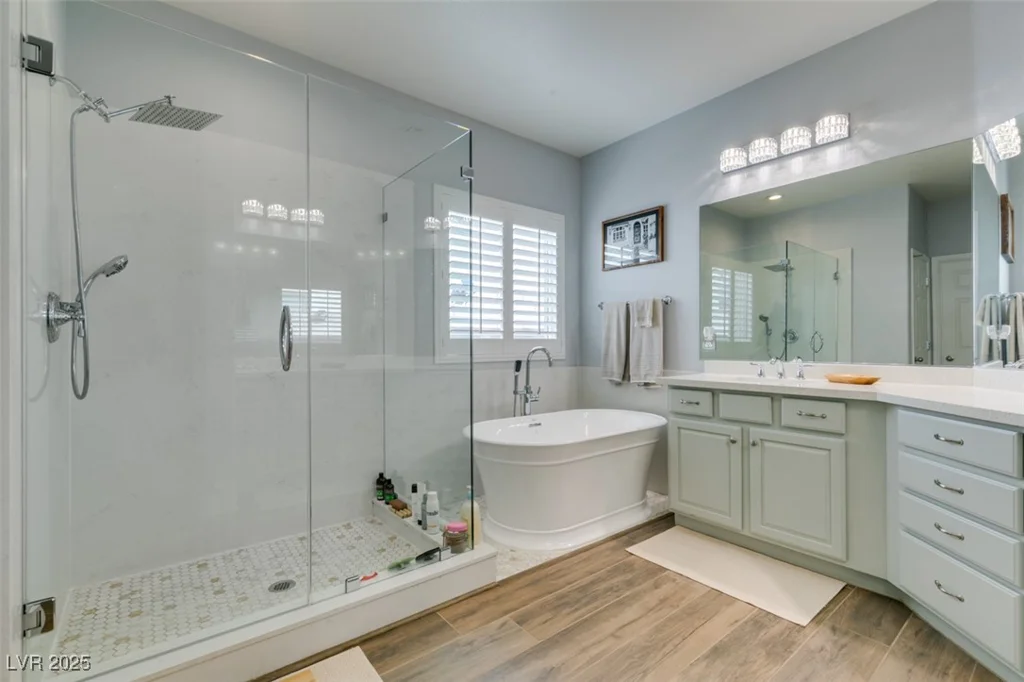 7349 Royal Melbourne, Las Vegas, NV 89131