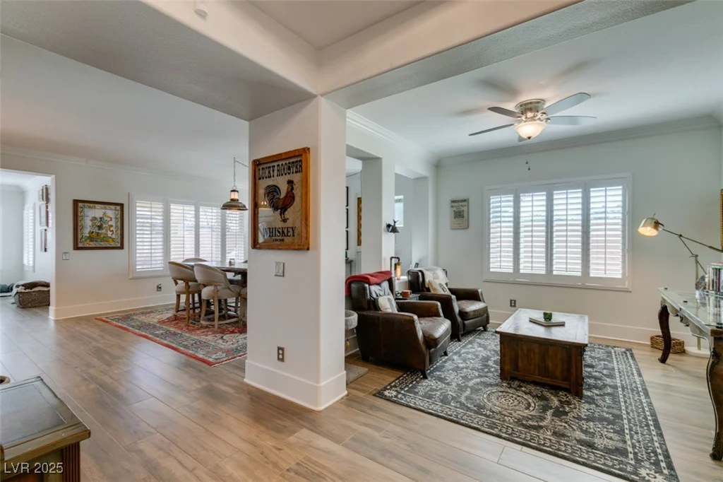 7349 Royal Melbourne, Las Vegas, NV 89131