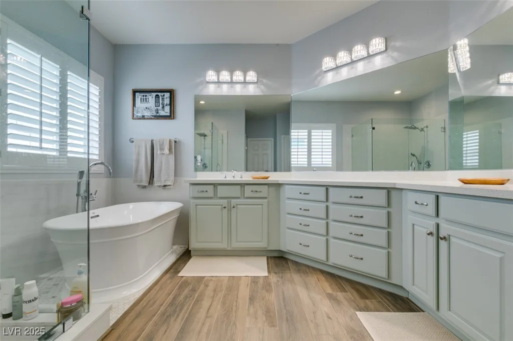 7349 Royal Melbourne, Las Vegas, NV 89131