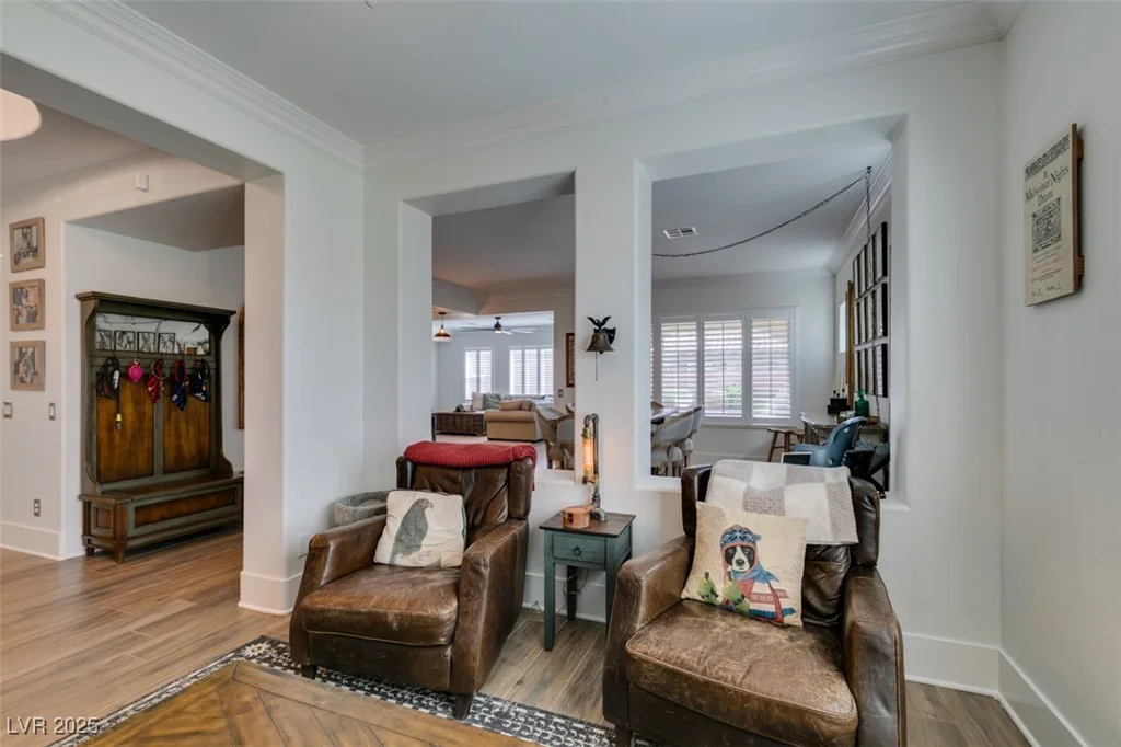 7349 Royal Melbourne, Las Vegas, NV 89131