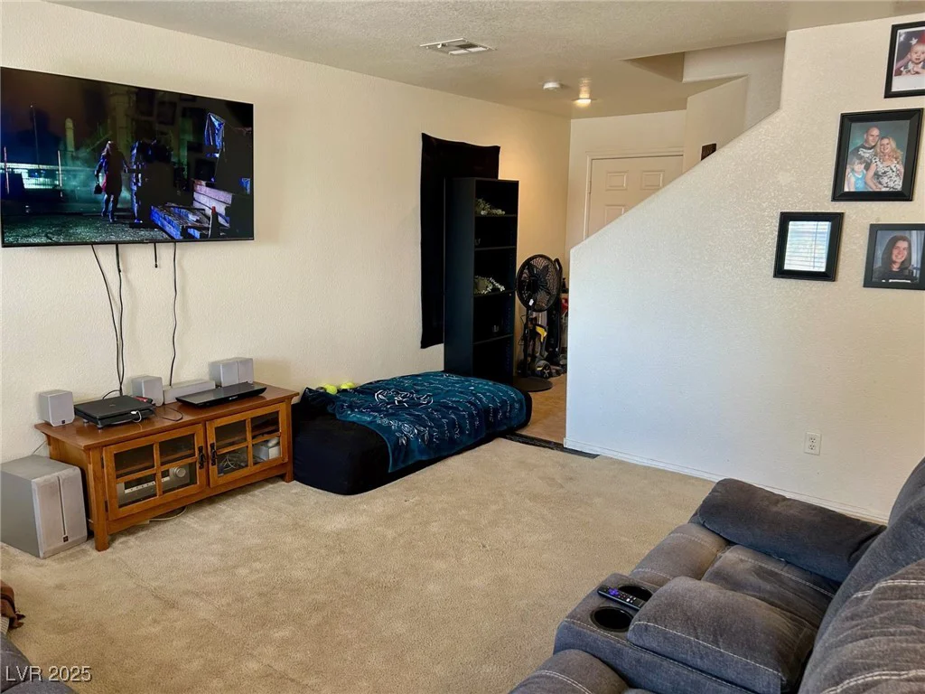 2130 Dragonslayer, Las Vegas, NV 89183