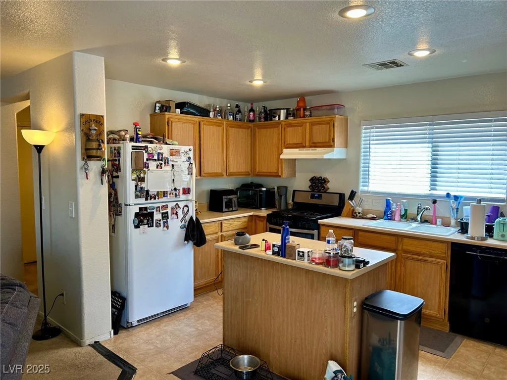 2130 Dragonslayer, Las Vegas, NV 89183