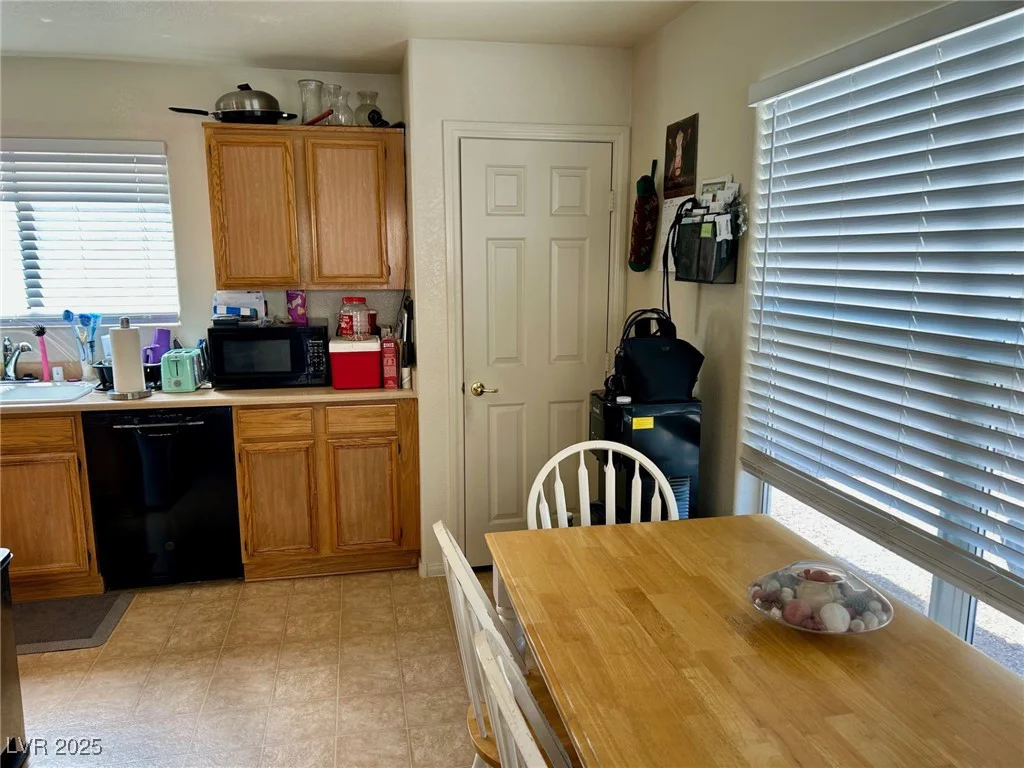 2130 Dragonslayer, Las Vegas, NV 89183