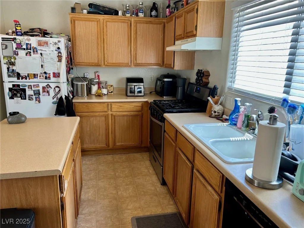 2130 Dragonslayer, Las Vegas, NV 89183