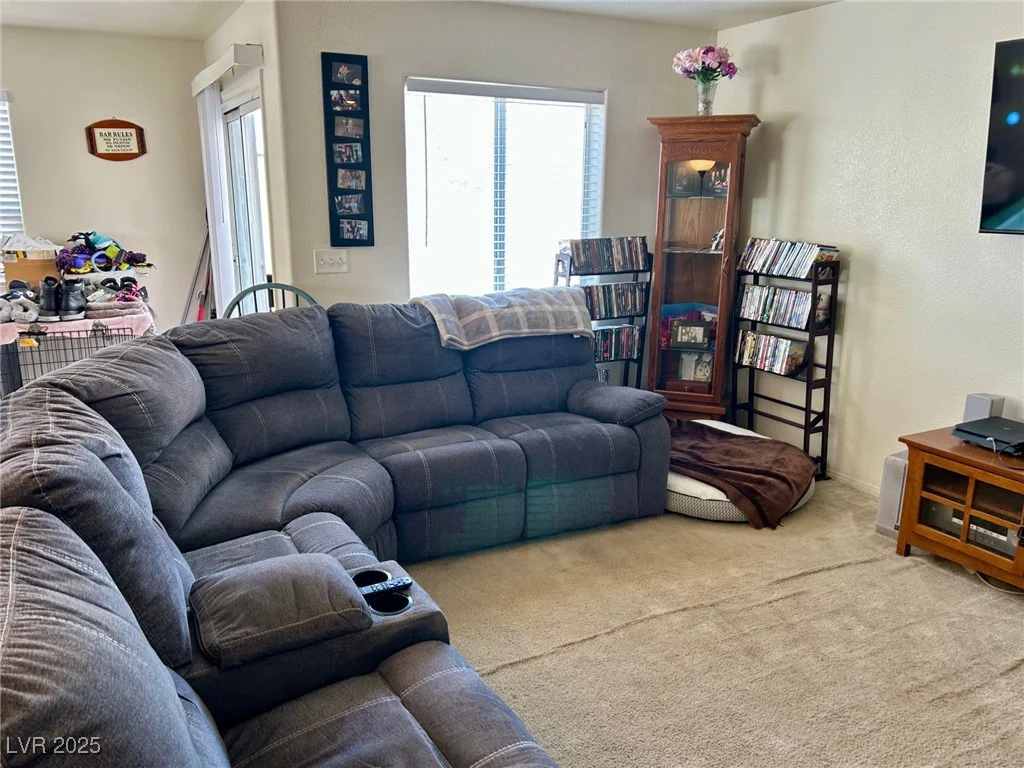 2130 Dragonslayer, Las Vegas, NV 89183