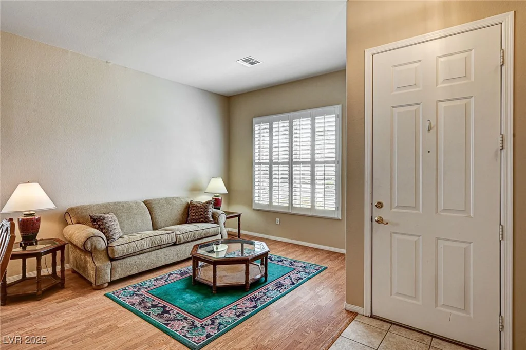 1574 Livingston, Henderson, NV 89012
