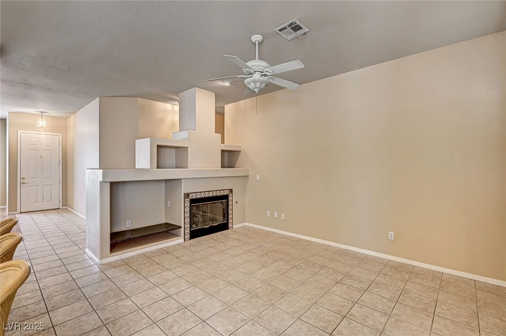 1574 Livingston, Henderson, NV 89012