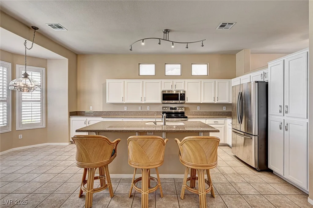 1574 Livingston, Henderson, NV 89012