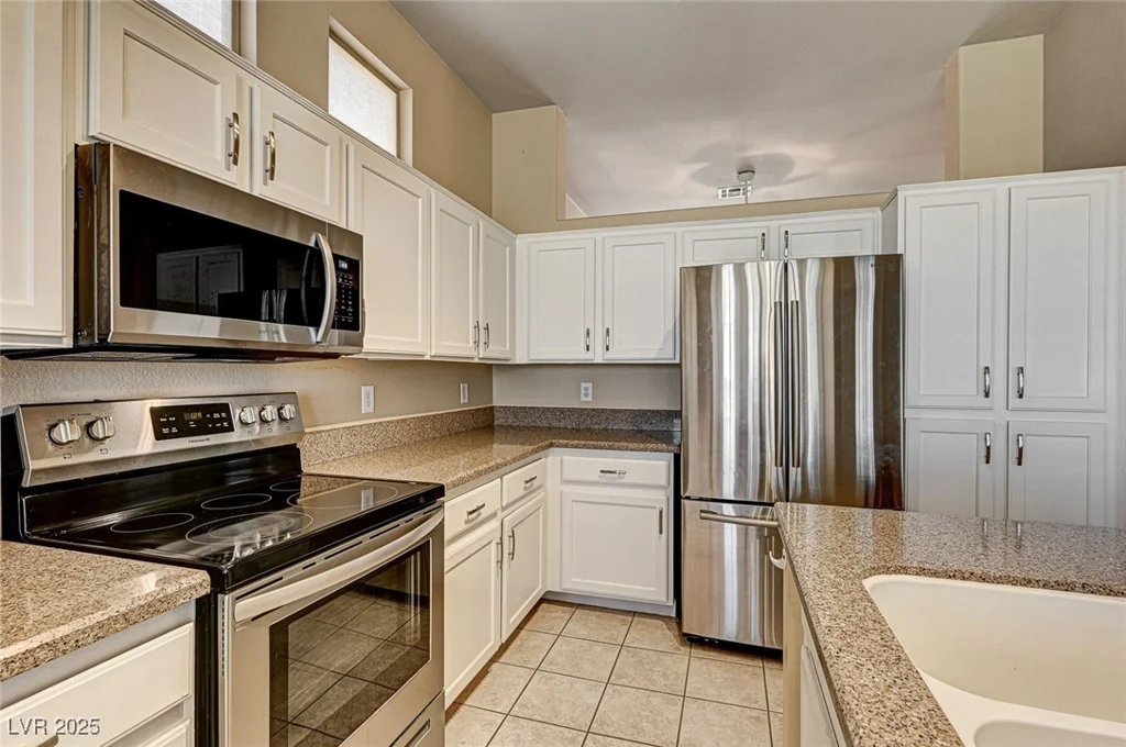 1574 Livingston, Henderson, NV 89012