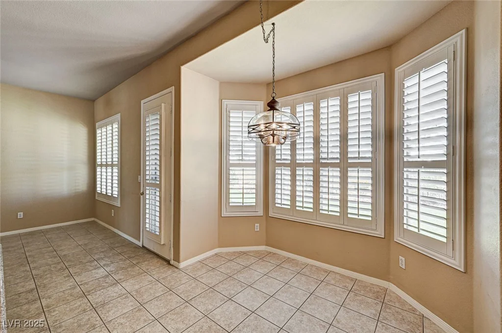 1574 Livingston, Henderson, NV 89012