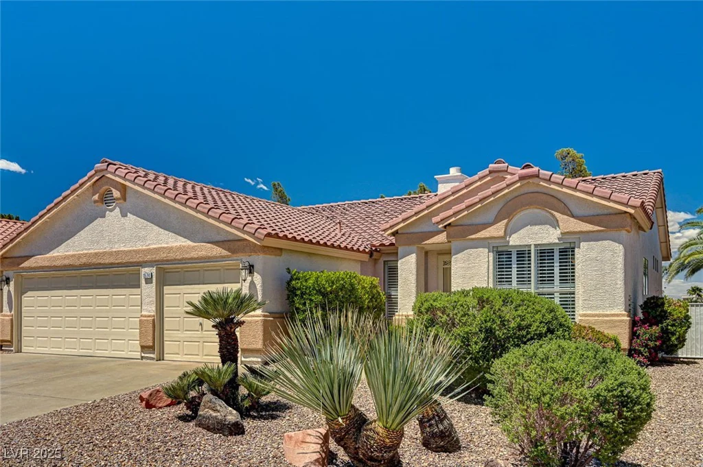1574 Livingston, Henderson, NV 89012