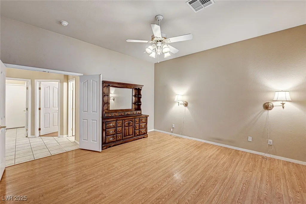 1574 Livingston, Henderson, NV 89012