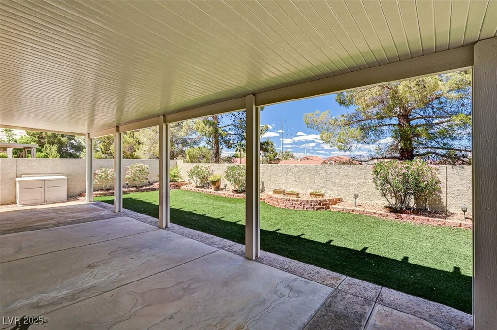 1574 Livingston, Henderson, NV 89012