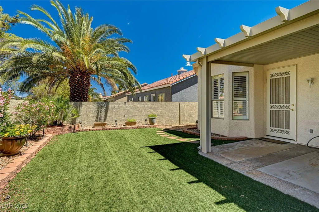 1574 Livingston, Henderson, NV 89012
