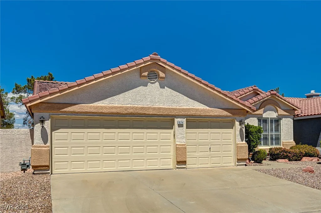 1574 Livingston, Henderson, NV 89012