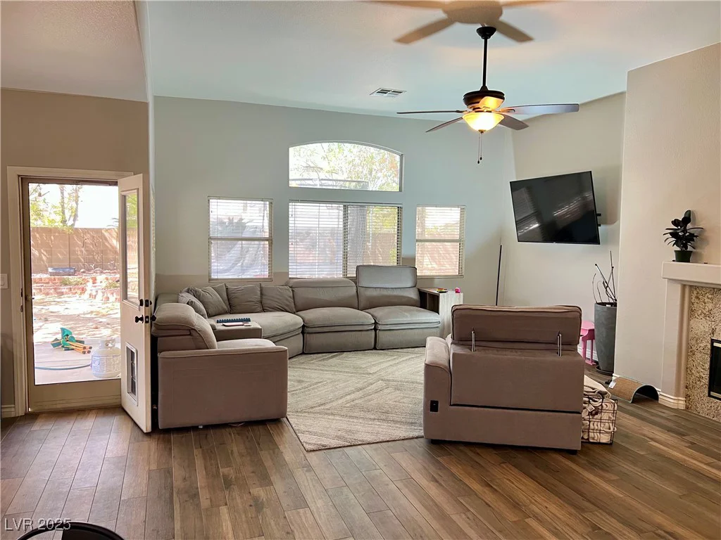 8928 Reining Spur, Las Vegas, NV 89143