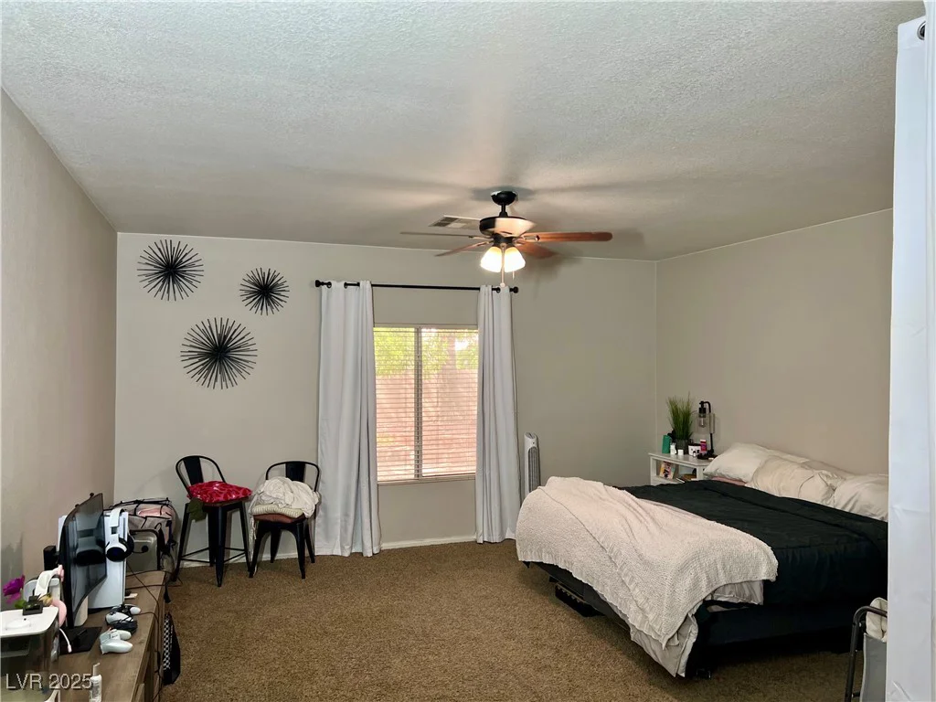 8928 Reining Spur, Las Vegas, NV 89143