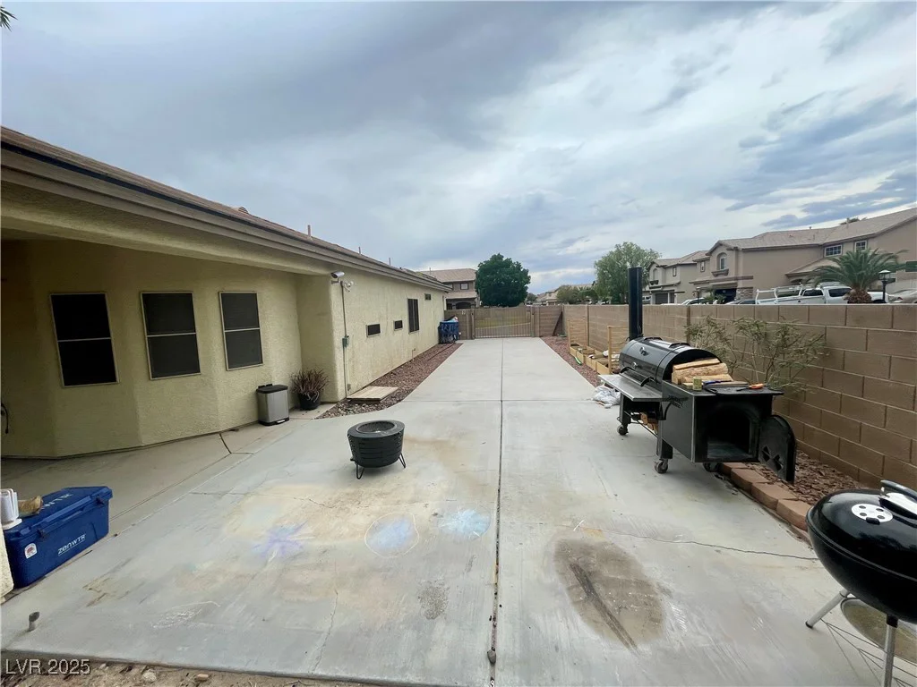 8928 Reining Spur, Las Vegas, NV 89143