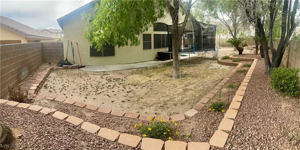 8928 Reining Spur, Las Vegas, NV 89143