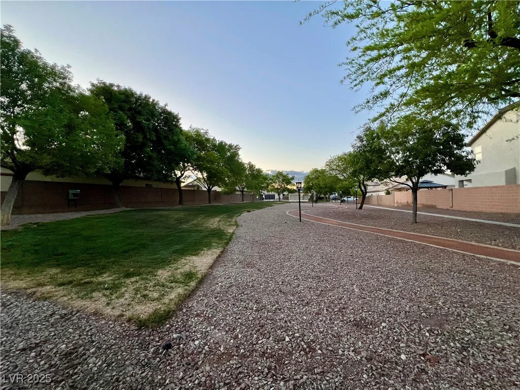 8928 Reining Spur, Las Vegas, NV 89143