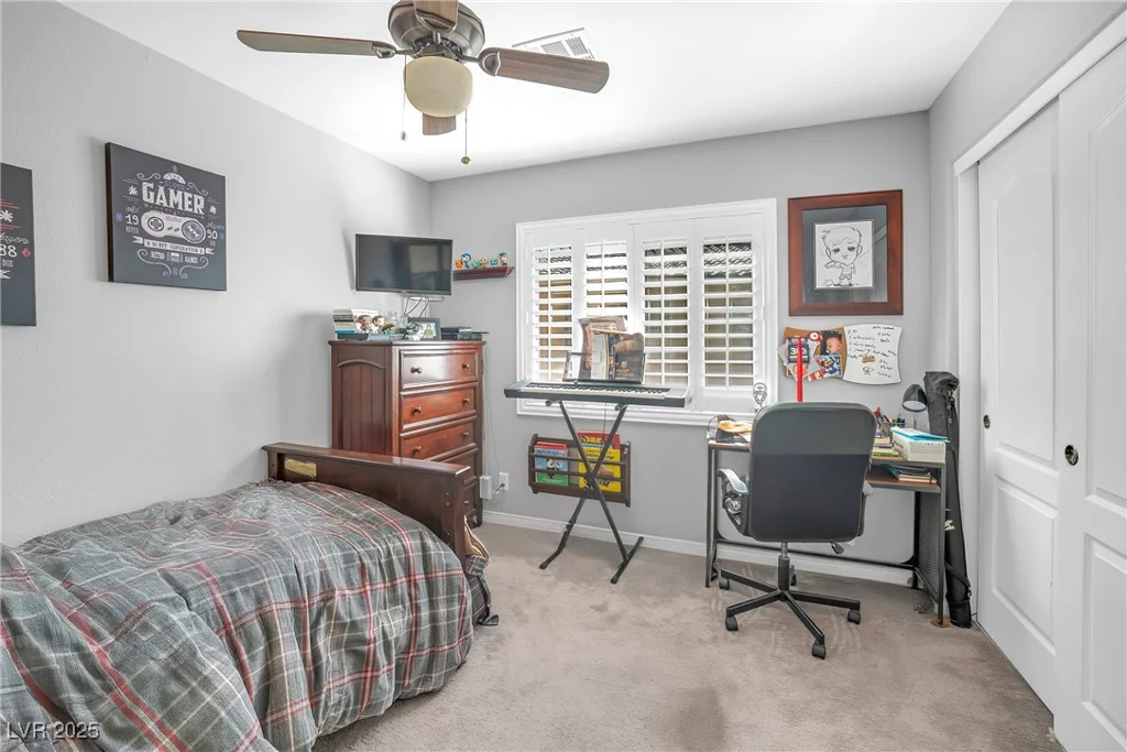2021 Royal Gardens, North Las Vegas, NV 89084