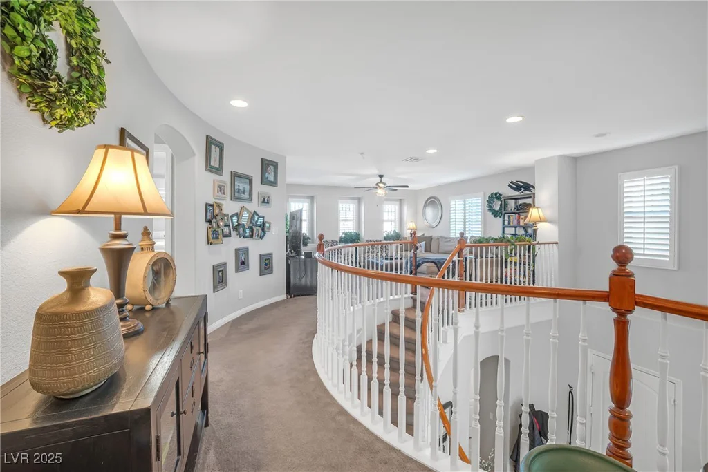 2021 Royal Gardens, North Las Vegas, NV 89084
