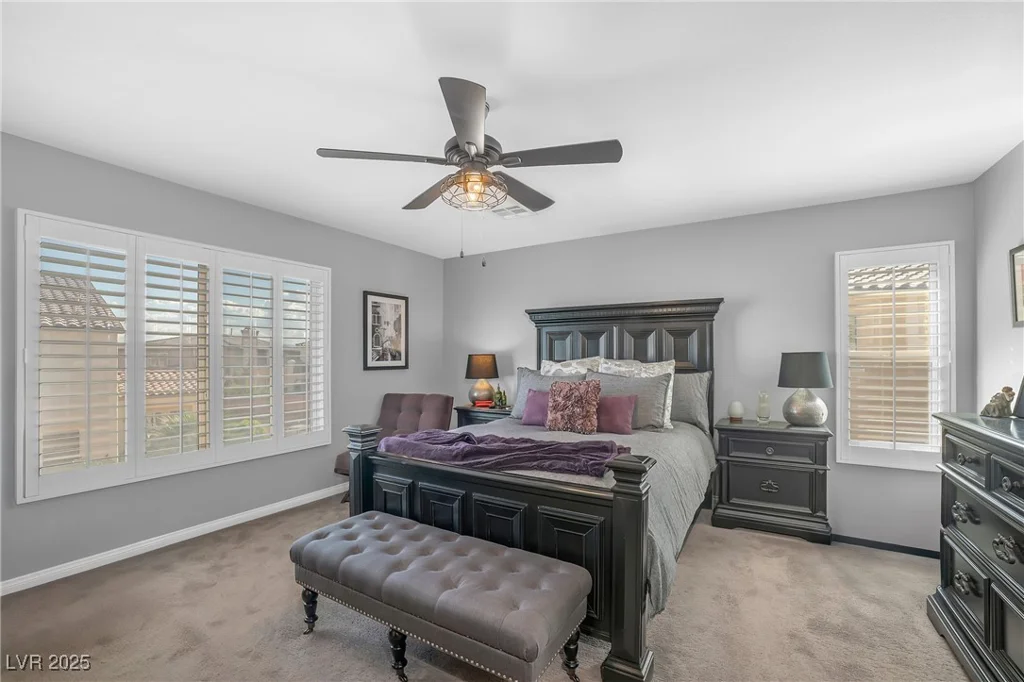 2021 Royal Gardens, North Las Vegas, NV 89084