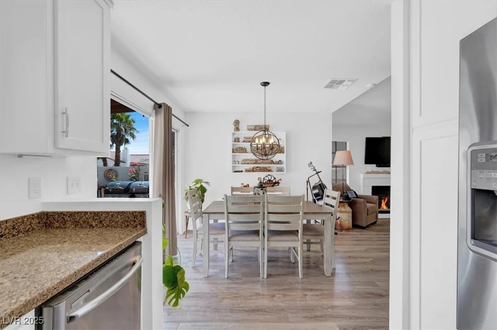 656 Thornewood, Las Vegas, NV 89123