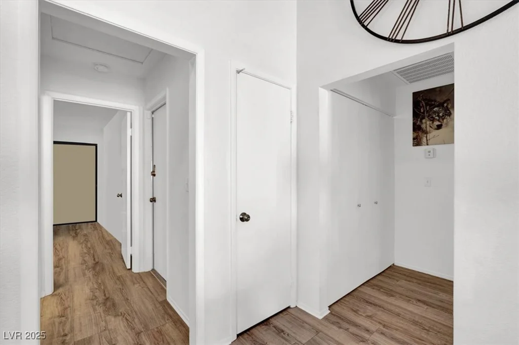 656 Thornewood, Las Vegas, NV 89123