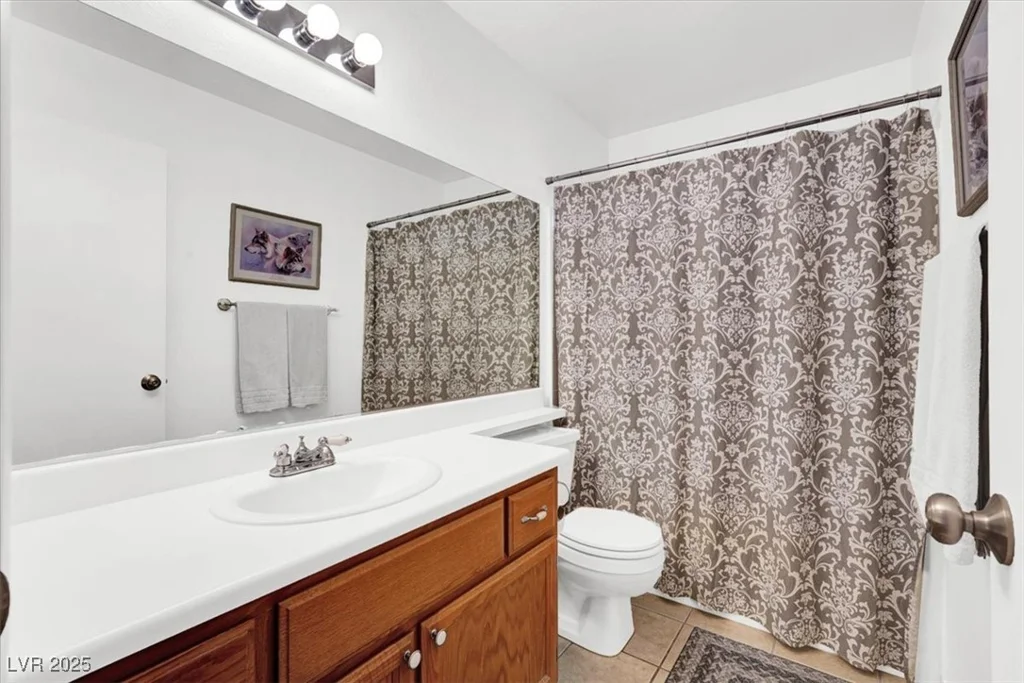 656 Thornewood, Las Vegas, NV 89123