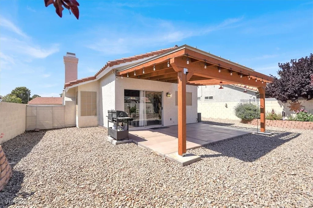 656 Thornewood, Las Vegas, NV 89123