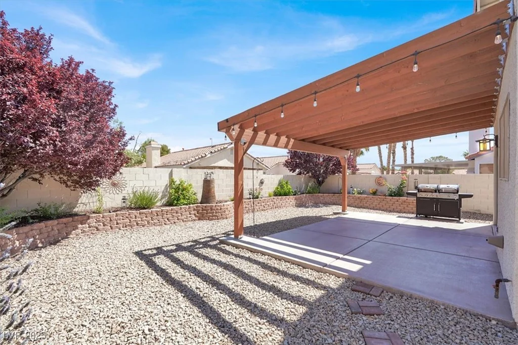 656 Thornewood, Las Vegas, NV 89123
