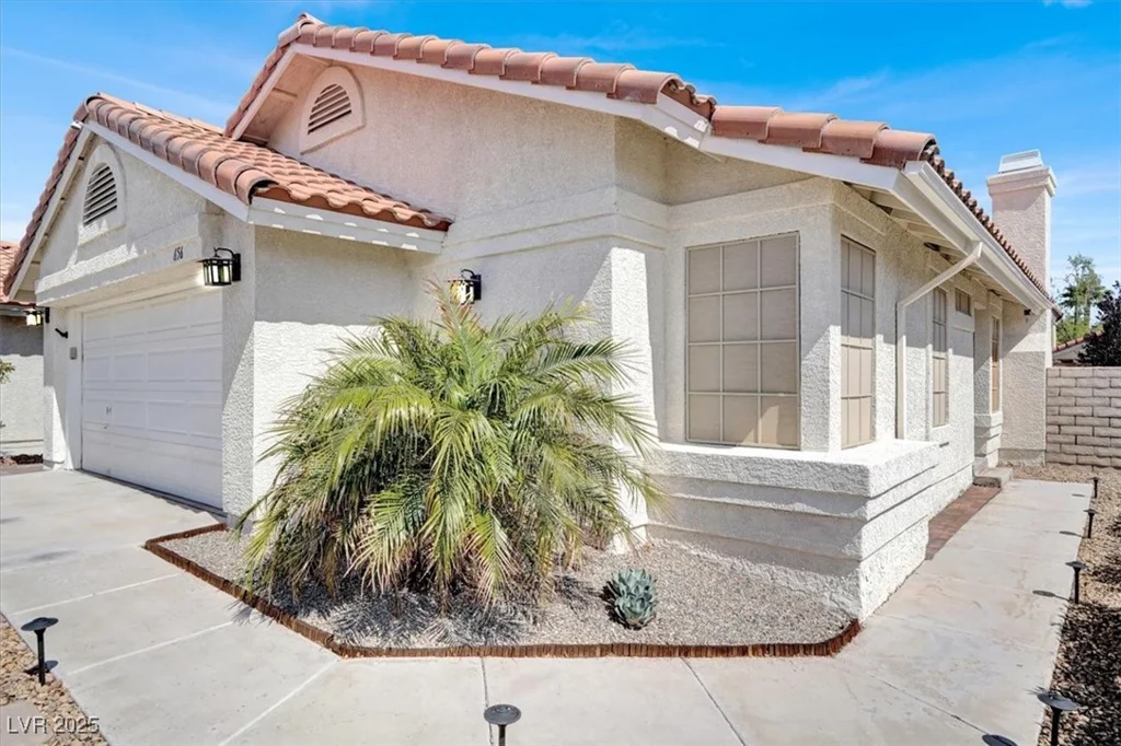 656 Thornewood, Las Vegas, NV 89123