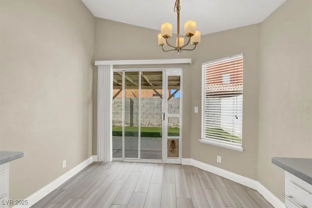 5762 Yerington, Las Vegas, NV 89110