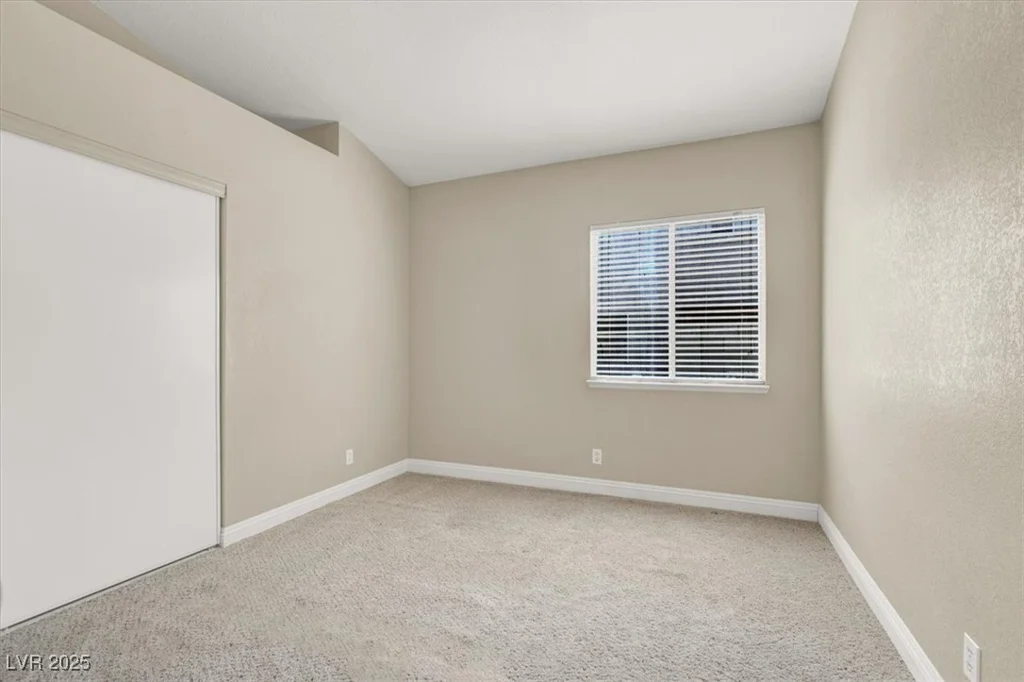 5762 Yerington, Las Vegas, NV 89110