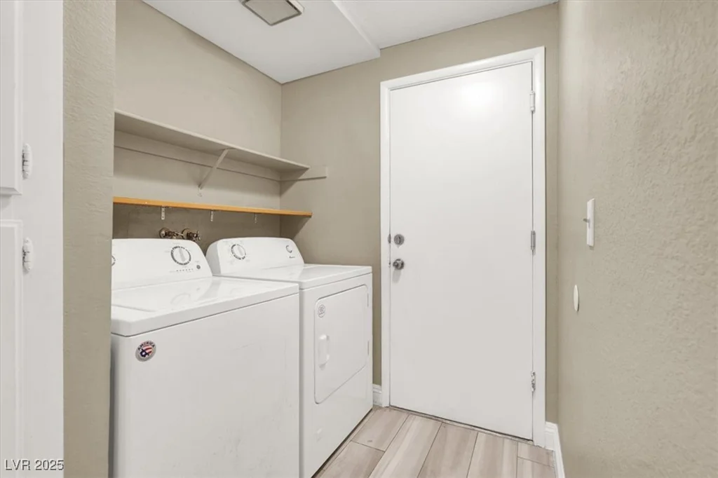5762 Yerington, Las Vegas, NV 89110
