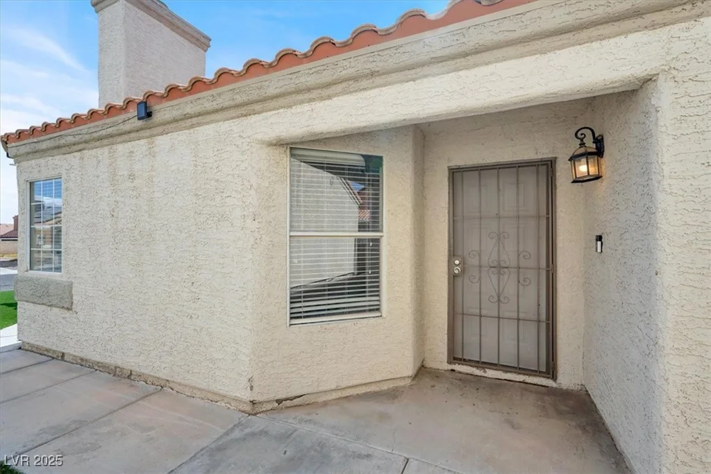 5762 Yerington, Las Vegas, NV 89110