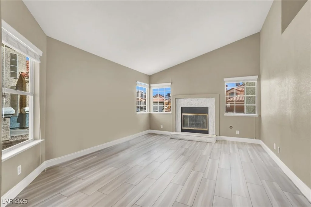 5762 Yerington, Las Vegas, NV 89110