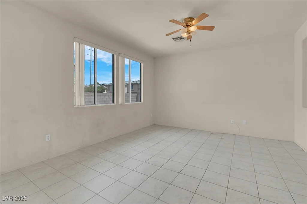 10630 Lunar Crest, Las Vegas, NV 89129