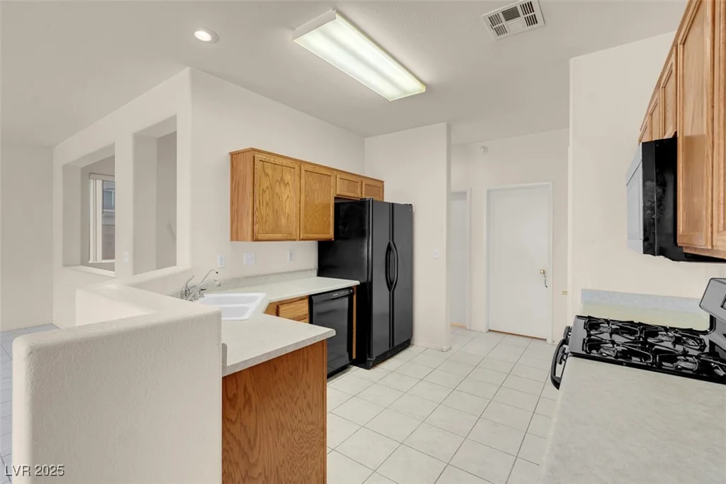 10630 Lunar Crest, Las Vegas, NV 89129