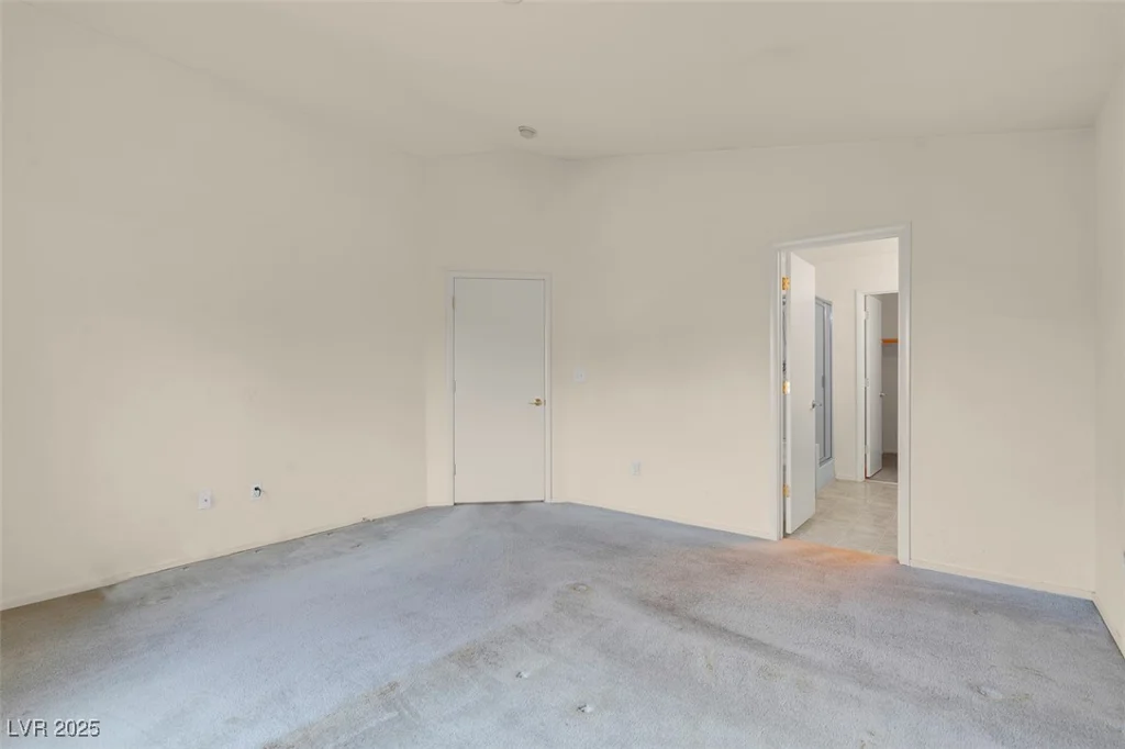 10630 Lunar Crest, Las Vegas, NV 89129