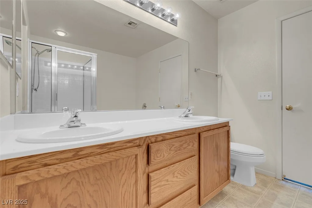 10630 Lunar Crest, Las Vegas, NV 89129