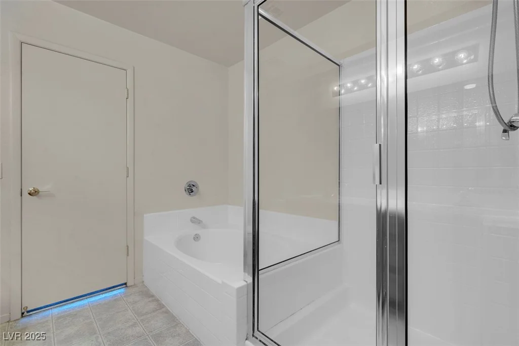 10630 Lunar Crest, Las Vegas, NV 89129