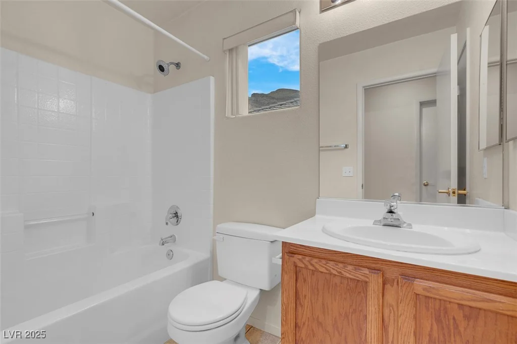 10630 Lunar Crest, Las Vegas, NV 89129