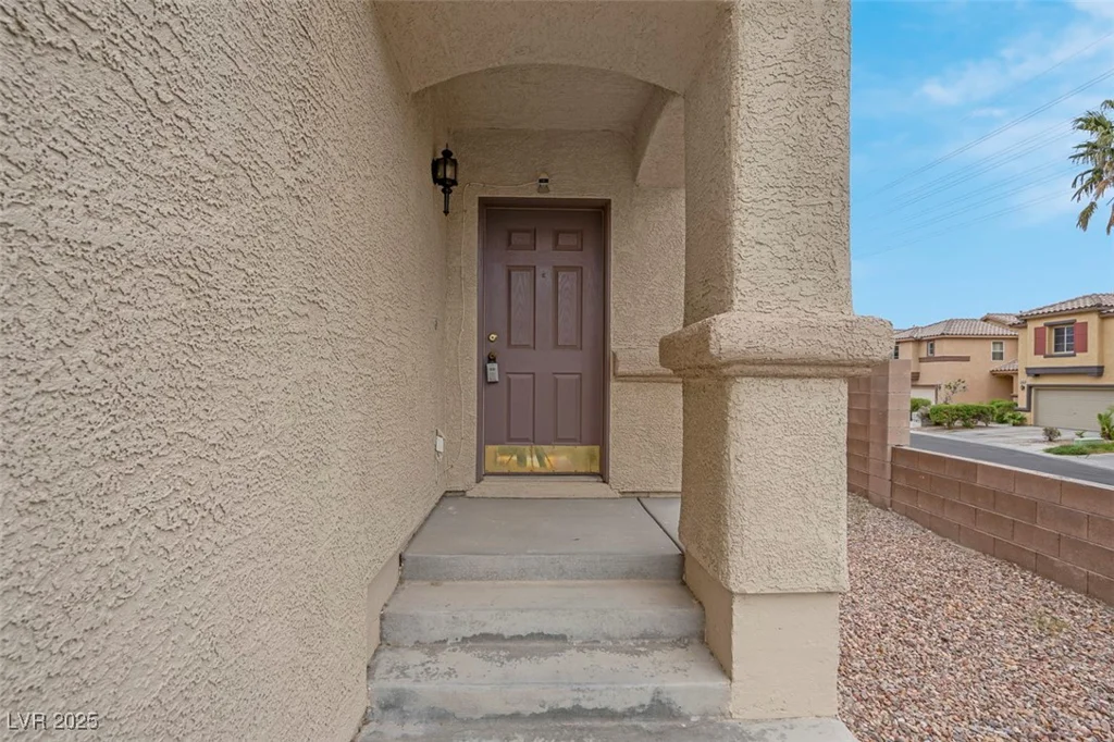 10630 Lunar Crest, Las Vegas, NV 89129